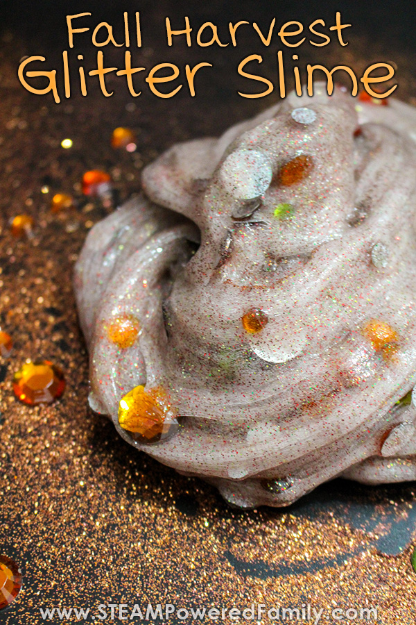 This fall harvest glitter slime recipe smells like a crisp fall morning, and looks like the sparkles of sunshine through the changing leaves. #slimerecipe via @steampoweredfam