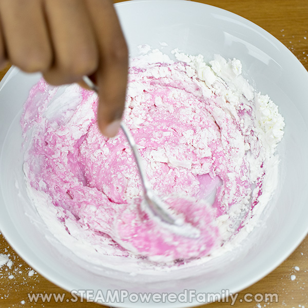 Cornstarch slime with glue and glycerin